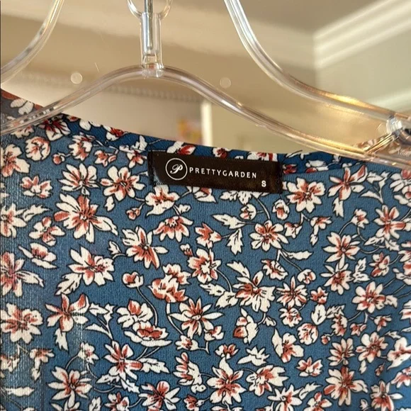 Dress - Picture 2 of 2